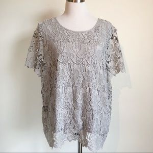 Philosophy Lace Short Sleeved Tee in Vapor Grey